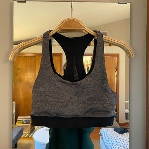 Lulu lemon sports bra